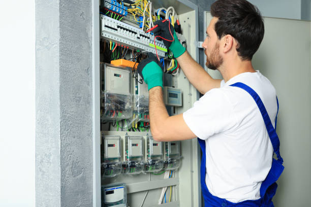 Best Electrician Near Me  in North Patchogue, NY